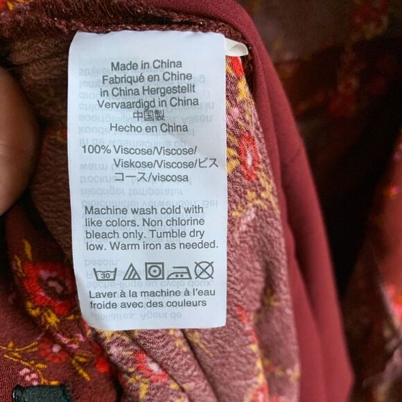 Madewell Apron Bow-Back Cropped Jumpsuit in Windowbox Floral | Size 10 - Picture 8 of 10